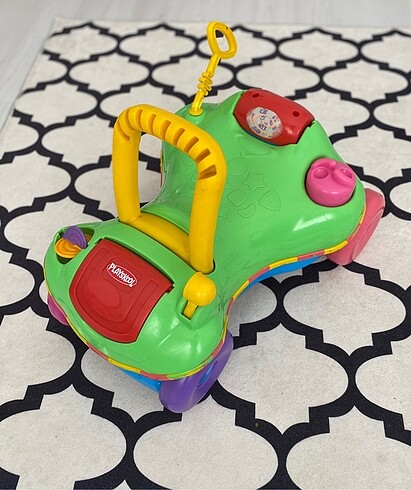 İlk arabam (yürüme arkadaşı) playskool marka