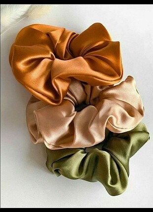 RENKLİ SATEN SCRUNCHIE