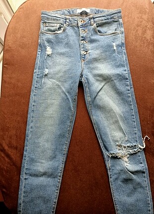 zara yırtık jean