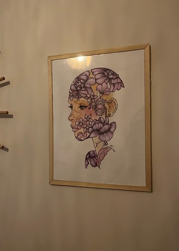 Pastel Mor Çiçek Temalı Portre Resmi - Görsel 4