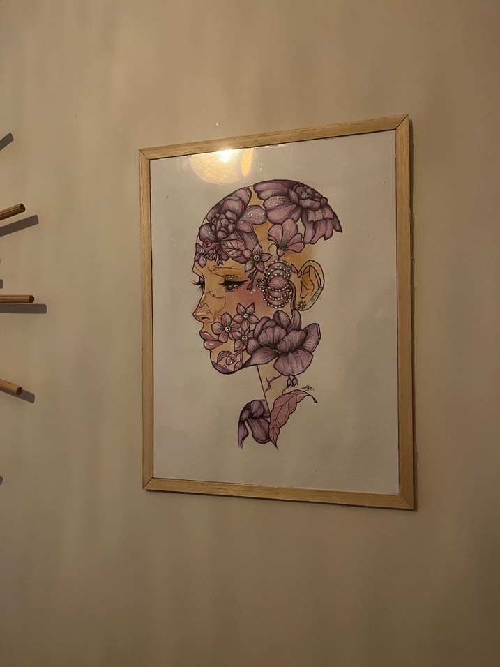 Pastel Mor Çiçek Temalı Portre Resmi - Görsel 4