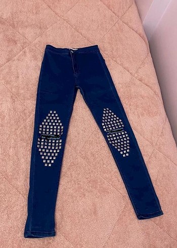 38 beden yüksek bel zımba detaylı kot pantolon likrası
