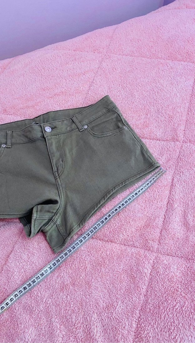 H&M marka 42 beden V kot şort - Görsel 3