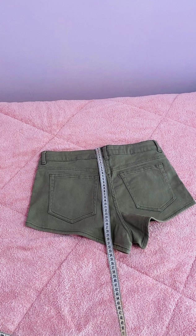 H&M marka 42 beden V kot şort - Görsel 4