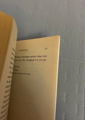 Ray Bradbury - Fahrenheit 451 İngilizce kitap - Görsel 4