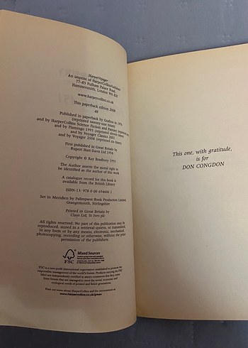 Ray Bradbury - Fahrenheit 451 İngilizce kitap - Görsel 3