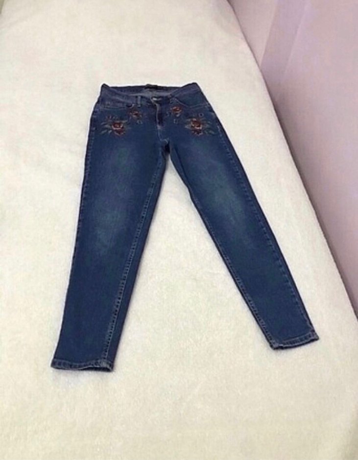 Lc waikiki yüksek bel bel kot pantolon likralı çiçek nakışlık - Görsel 3