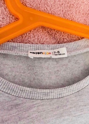 Koton marka 7-8 yaş sweatshirt bluz kollar volanlı - Görsel 2