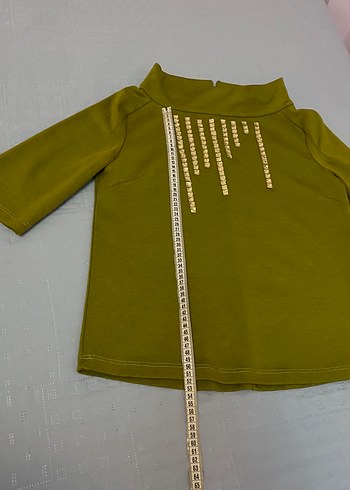 Kasha 40 beden Taşlı Dik Yaka Bluz Yağ Yeşili Outlet - Görsel 2