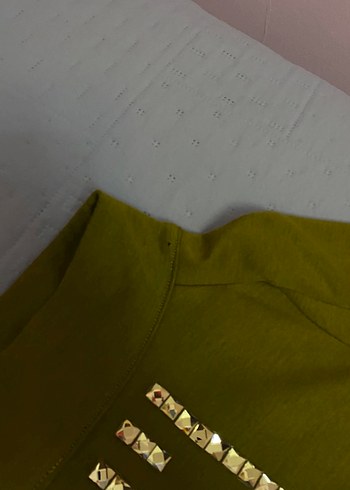 Kasha 40 beden Taşlı Dik Yaka Bluz Yağ Yeşili Outlet - Görsel 6
