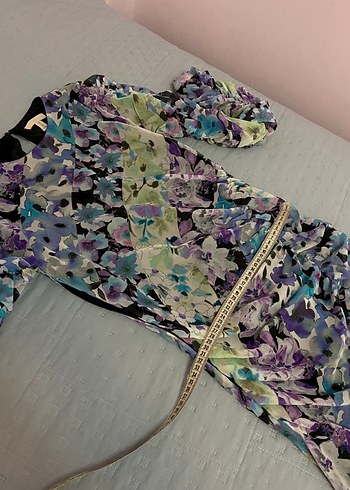 H&M Çiçek Desenli Drapeli Kısa Elbise 36 beden uzun kollu - Görsel 7