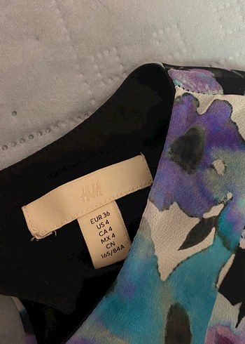 H&M Çiçek Desenli Drapeli Kısa Elbise 36 beden uzun kollu - Görsel 9