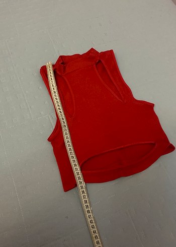 Urban 34 beden Kırmızı Crop Top Kırmızı Yüksek Yakalı Kolsuz - Görsel 2