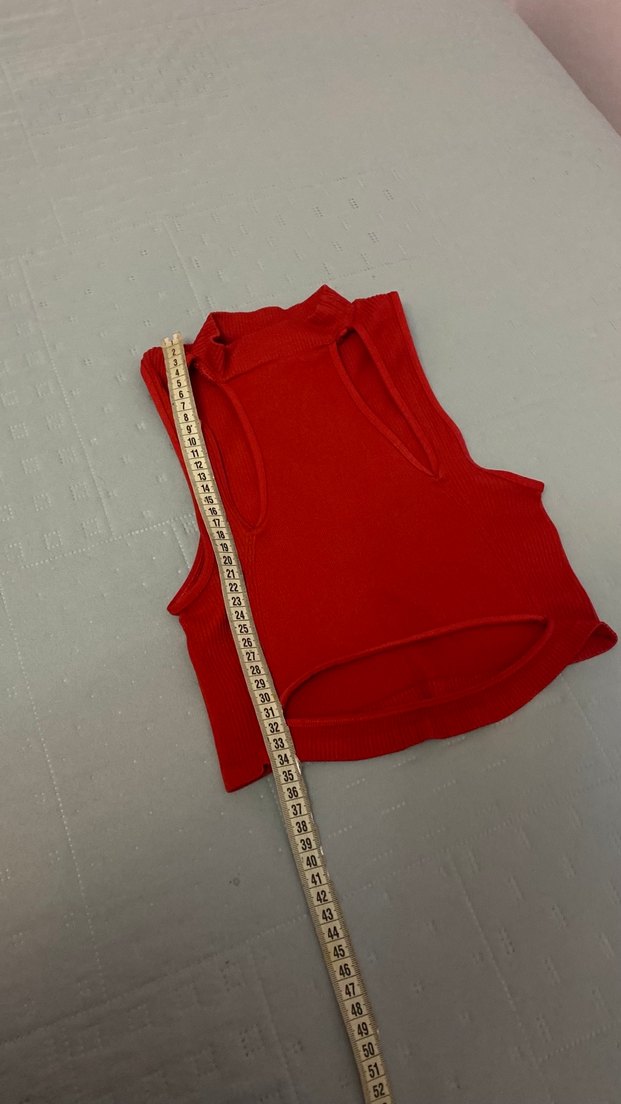 Urban 34 beden Kırmızı Crop Top Kırmızı Yüksek Yakalı Kolsuz - Görsel 2