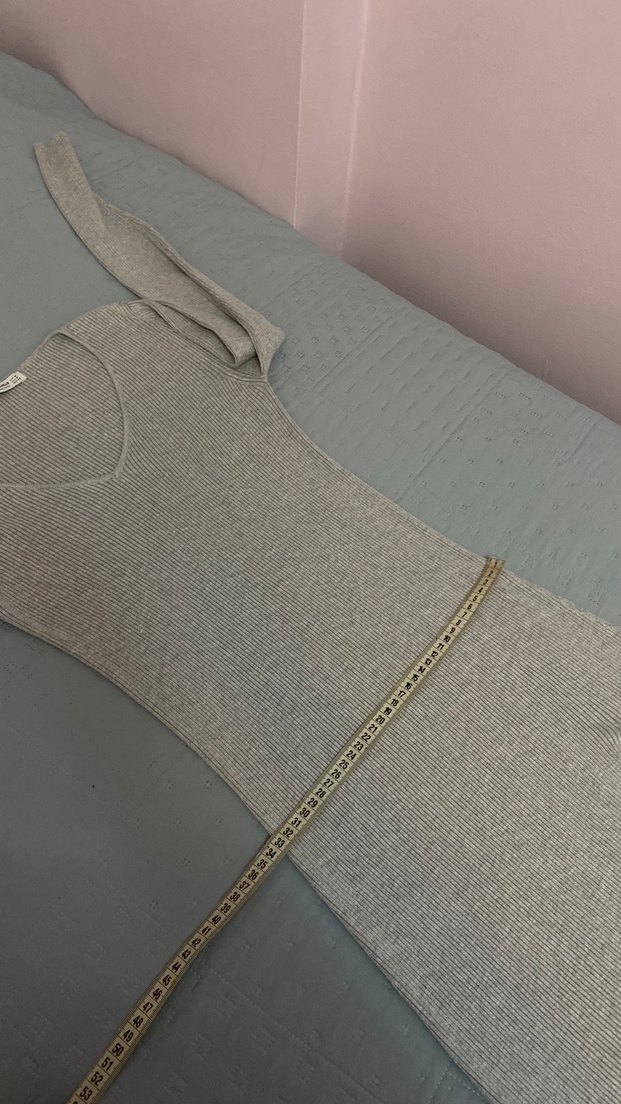 Stradivarius  V Yaka Yırtmaçlı Uzun Triko Elbiese 38 beden - Görsel 4