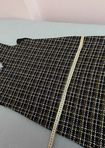 A Kesim Fırfırlı Detaylı V Yaka Tüvit Jile Uzun Elbise 38 beden - Görsel 3