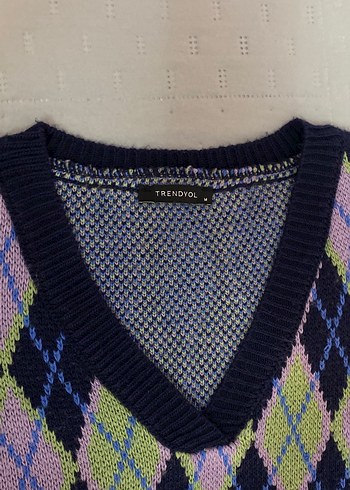 Trend Triko V yaka, baklava desenli şık süveter. 38 beden - Görsel 6