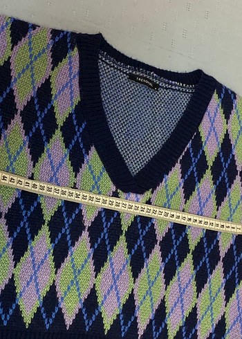 Trend Triko V yaka, baklava desenli şık süveter. 38 beden - Görsel 5