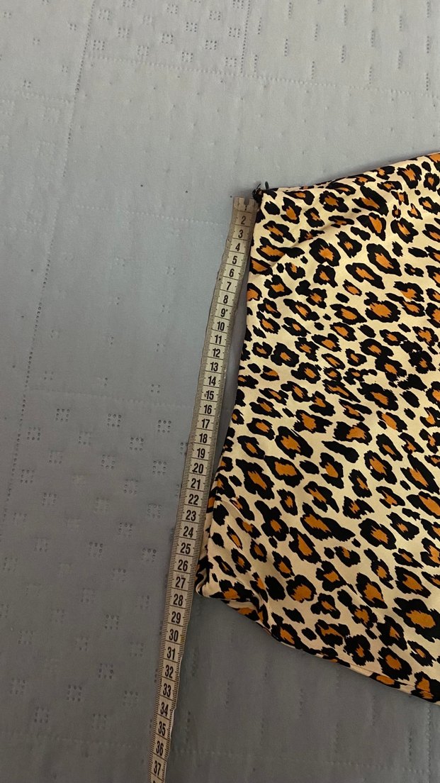 Quzu Leopar Desenli Saten Uzun Etek 38 beden Beli Lastikli - Görsel 4