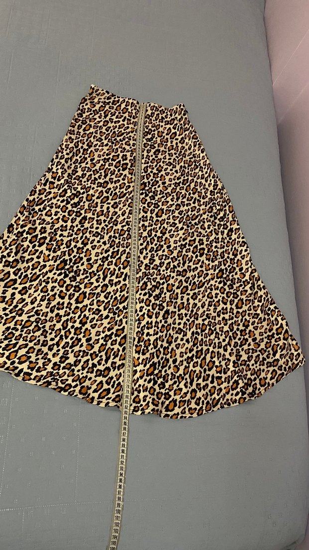 Quzu Leopar Desenli Saten Uzun Etek 38 beden Beli Lastikli - Görsel 2