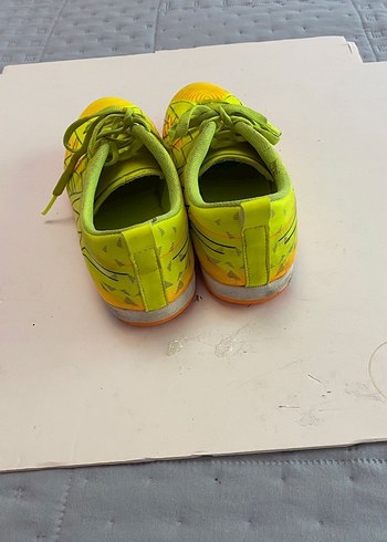 Lc Waikiki 33 numara spor ayakkabı neon sarı ve turuncu detaylı - Görsel 4