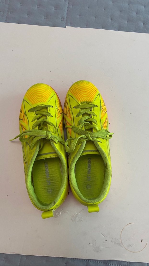 Lc Waikiki 33 numara spor ayakkabı neon sarı ve turuncu detaylı - Görsel 5