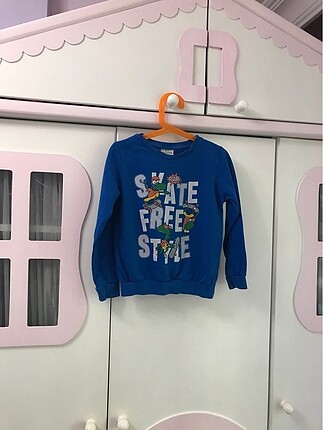 Lc waikiki marka 5-6 yaş sweatshirt