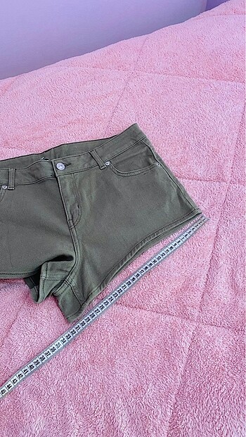 42 Beden H&M marka 42 beden V kot şort
