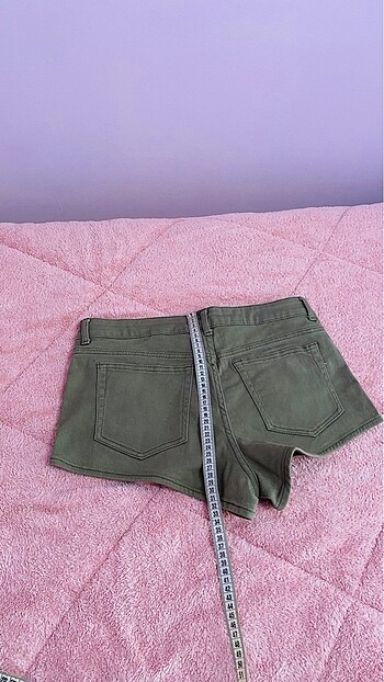 42 Beden haki Renk H&M marka 42 beden V kot şort