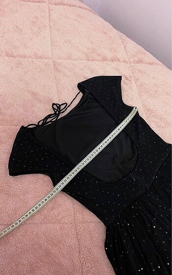 Zara marka 34 beden sırt dekolteli gece elbisesi - Görsel 5