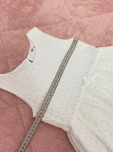 8 Yaş Beden beyaz Renk H&M 8-9-10 yaşlar için güpürlü elbise