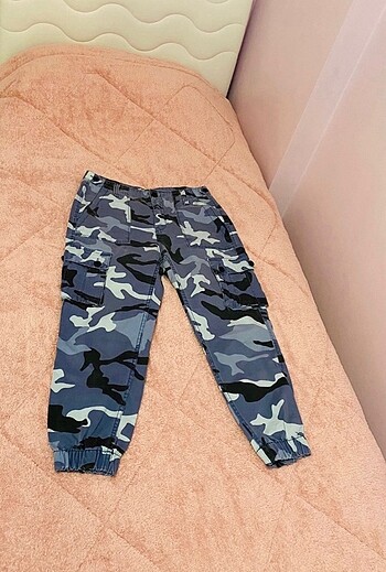 Bershka Bershka 38 beden yüksek bel pantolon kamuflaj jogger