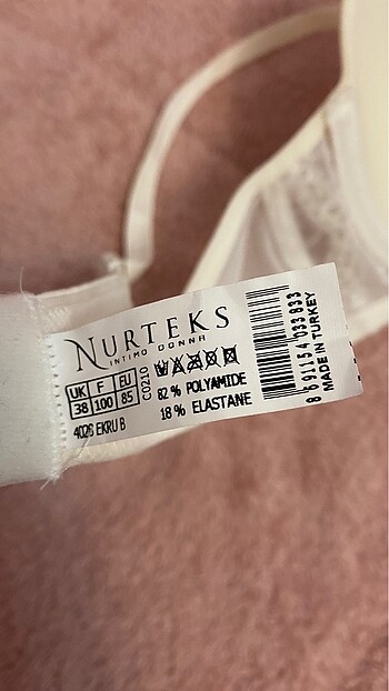 38 Beden beyaz Renk 85 B Sütyen ekru renk