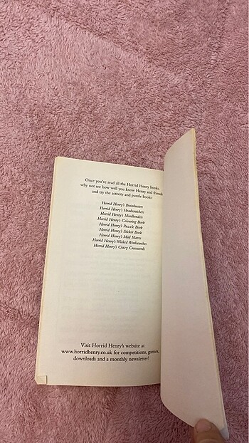 Francesca Simon MOODY MARGARET İngilizce Kitap - Görsel 2