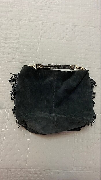 Zara süet püsküllü torba çanta