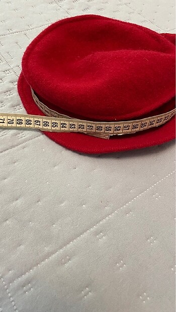 5-8 Yaş, 22 cm Beden kırmızı Renk Çiçekli şapka kışlık 6-7 yaş