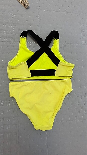 9 Yaş Beden Defacto 9-10 yaş neon sarı bikini