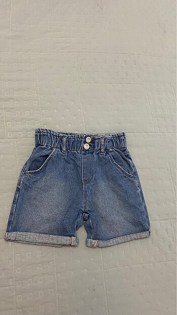 Lc Waikiki 7-8 yaş kot şort