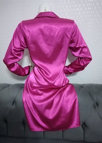 Pembe Uzun Kollu Parlak Kadın saten elbise - Görsel 4