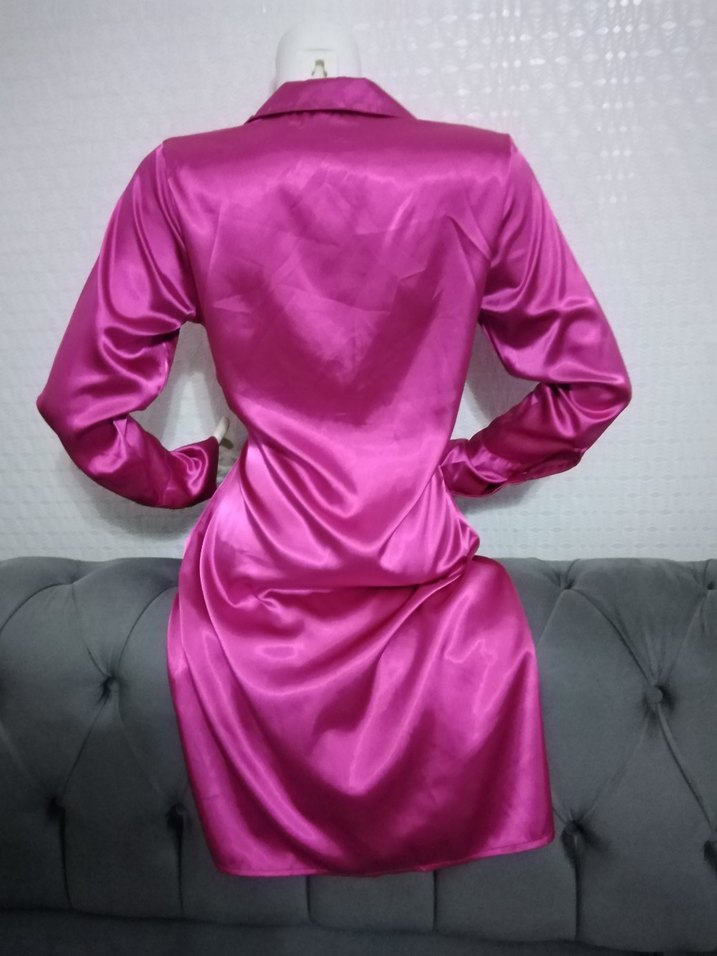 Pembe Uzun Kollu Parlak Kadın saten elbise - Görsel 4