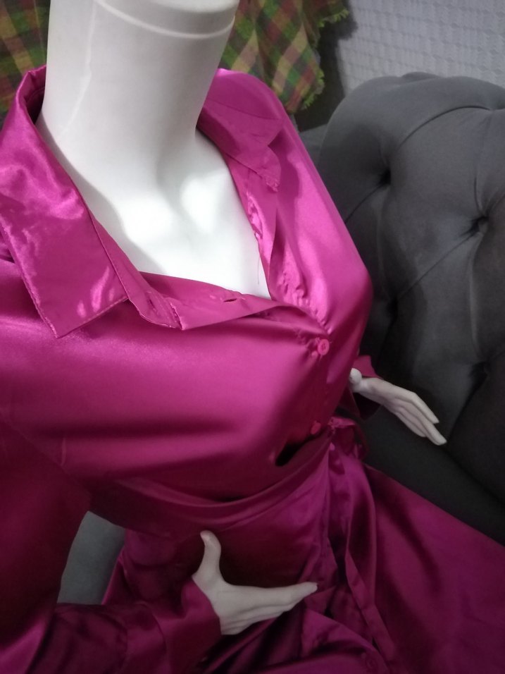 Pembe Uzun Kollu Parlak Kadın saten elbise - Görsel 5