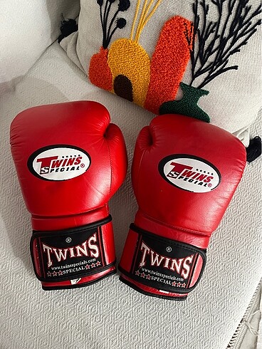 Twins boks eldiveni