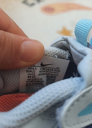 21 Beden mor Renk 21 numara orjinal Nike 