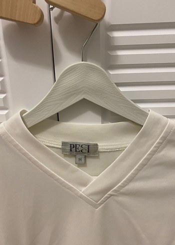 Erkek Beyaz V Yaka Pamuk Tişört - Görsel 2