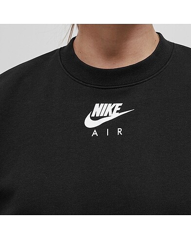 Nike Nike crop sweatshirt