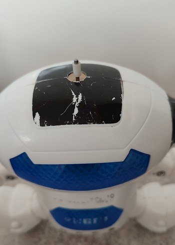 Beden Renk dans eden müzikli robot