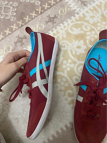 Onitsuka Tiger Hiç giyilmedi