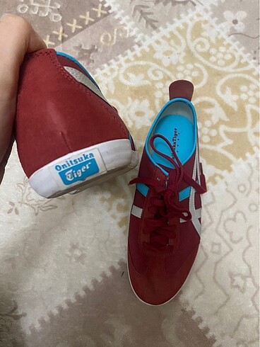 40 Beden bordo Renk Hiç giyilmedi