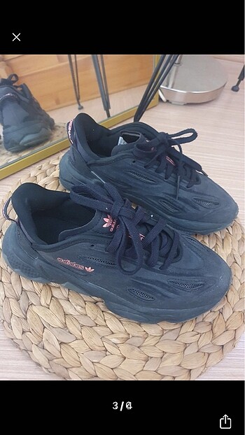 37,5 Beden Adidas ayakkabı