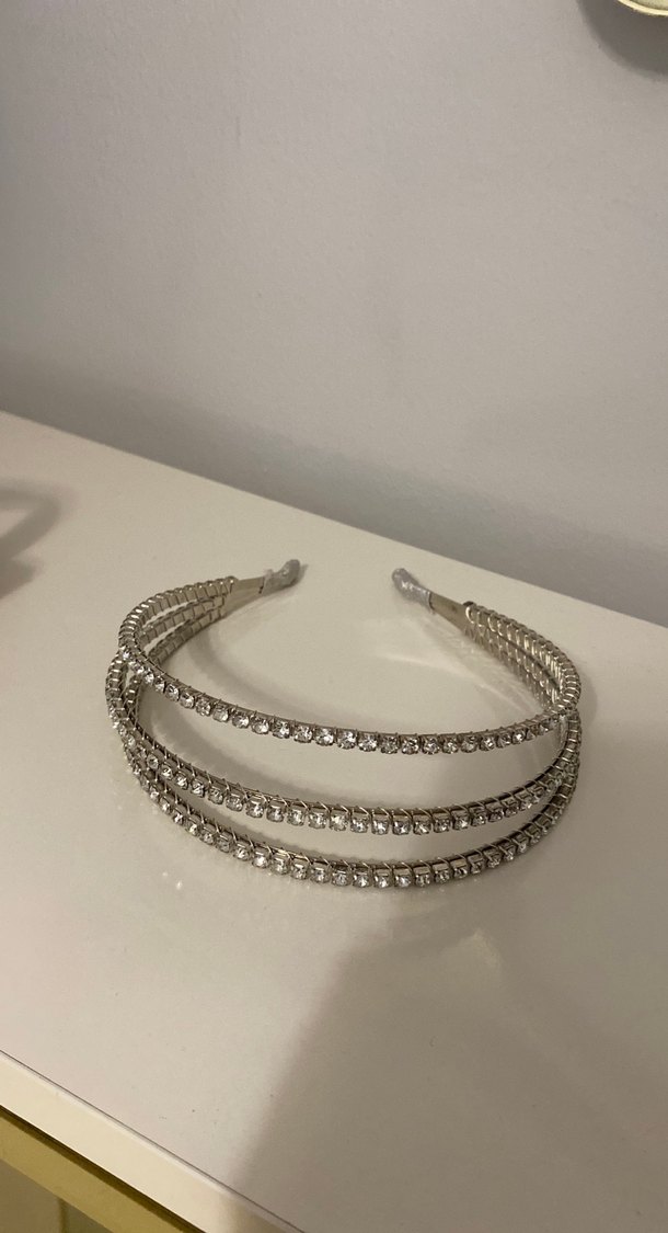 Minimalist Beyaz Taşlı Metal Saç Aksesuarı - Görsel 2